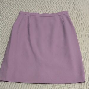 Louis Feraud - Lavender Wool Pencil Skirt with back kick pleat. Size 8